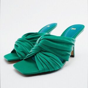 NWT Zara Crisscross Leather Heeled Sandals